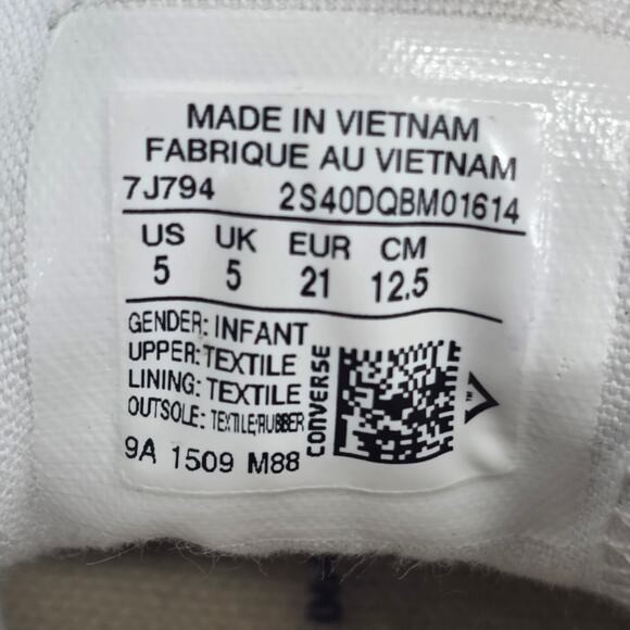 CONVERSE INFANT SNEAKERS – SIZE 5 – GRAY CANVAS RUBBER TOE – CLASSIC CHUCK STYLE - Picture 6 of 12